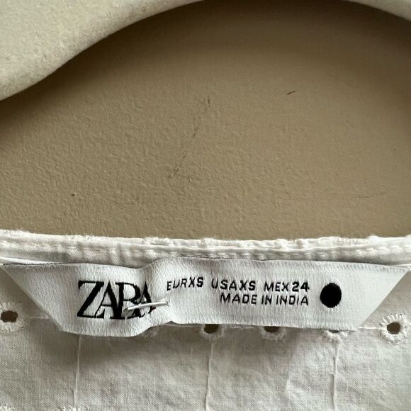 Zara White Eyelet Maxi Dress - Picture 7 of 9